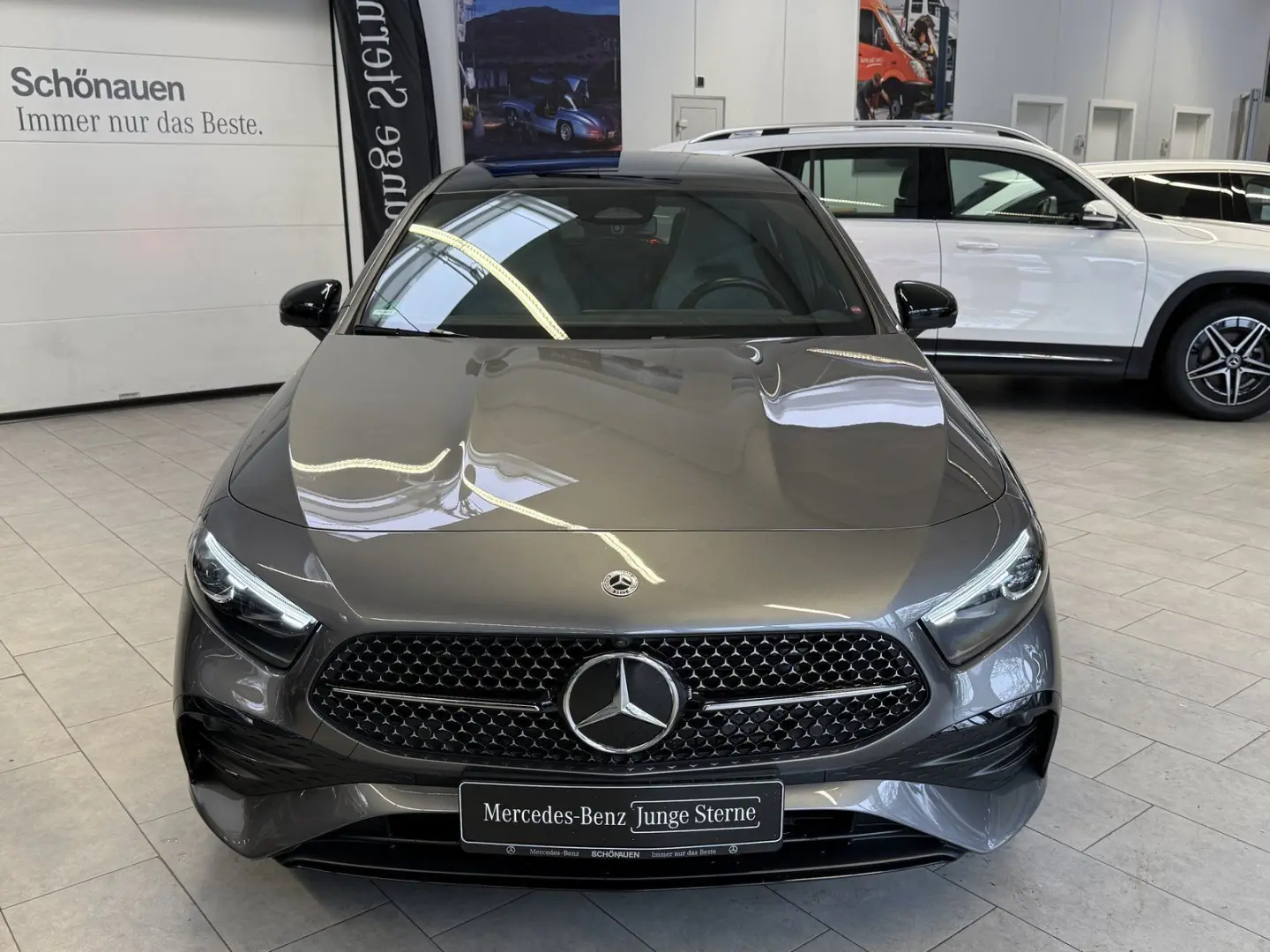 A 220d AMG DISTR STDHZ HUD PANO MBEAM NIGHT 360