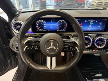 A 220d AMG DISTR STDHZ HUD PANO MBEAM NIGHT 360