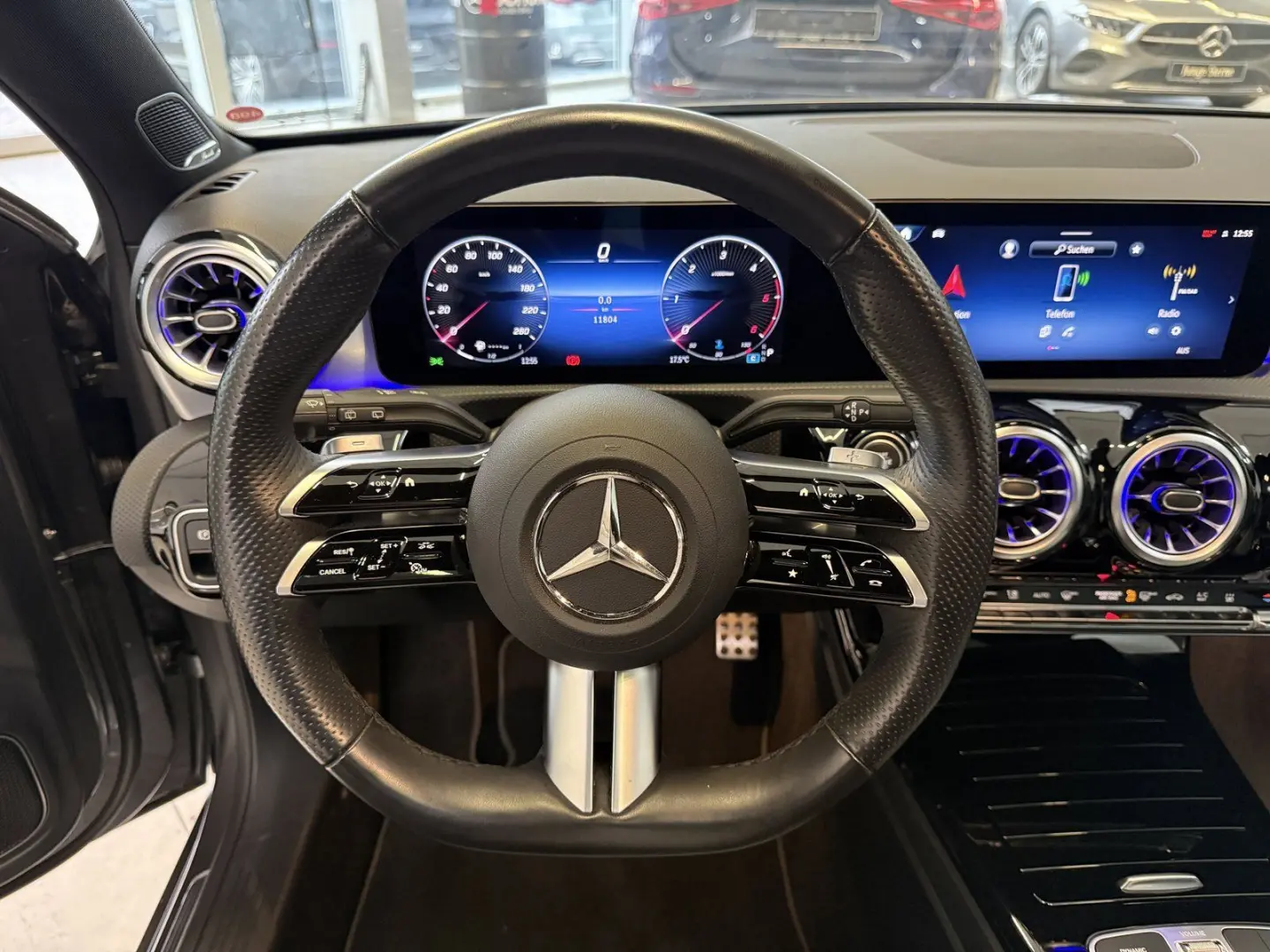 A 220d AMG DISTR STDHZ HUD PANO MBEAM NIGHT 360