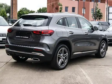 GLA 250 e AMG MBUX PANORAMA LEDER ANHZV