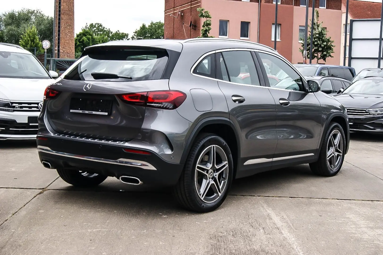 GLA 250 e AMG MBUX PANORAMA LEDER ANHZV