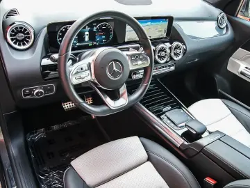 GLA 250 e AMG MBUX PANORAMA LEDER ANHZV