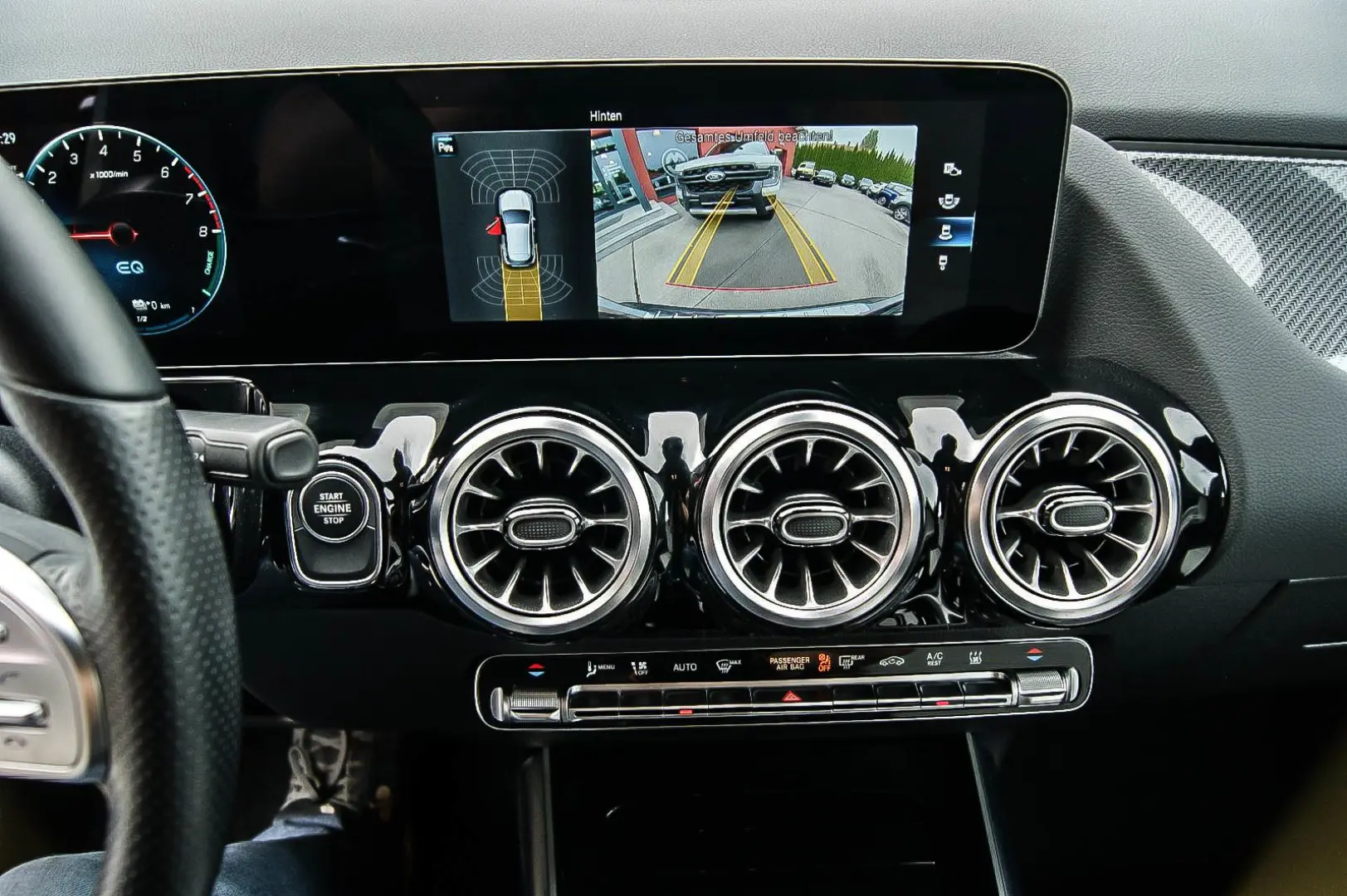 GLA 250 e AMG MBUX PANORAMA LEDER ANHZV