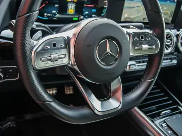 GLA 250 e AMG MBUX PANORAMA LEDER ANHZV