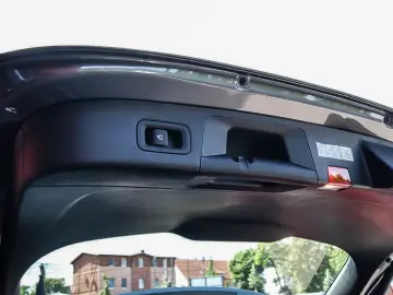 GLA 250 e AMG MBUX PANORAMA LEDER ANHZV