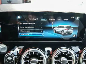 GLA 250 e AMG MBUX PANORAMA LEDER ANHZV