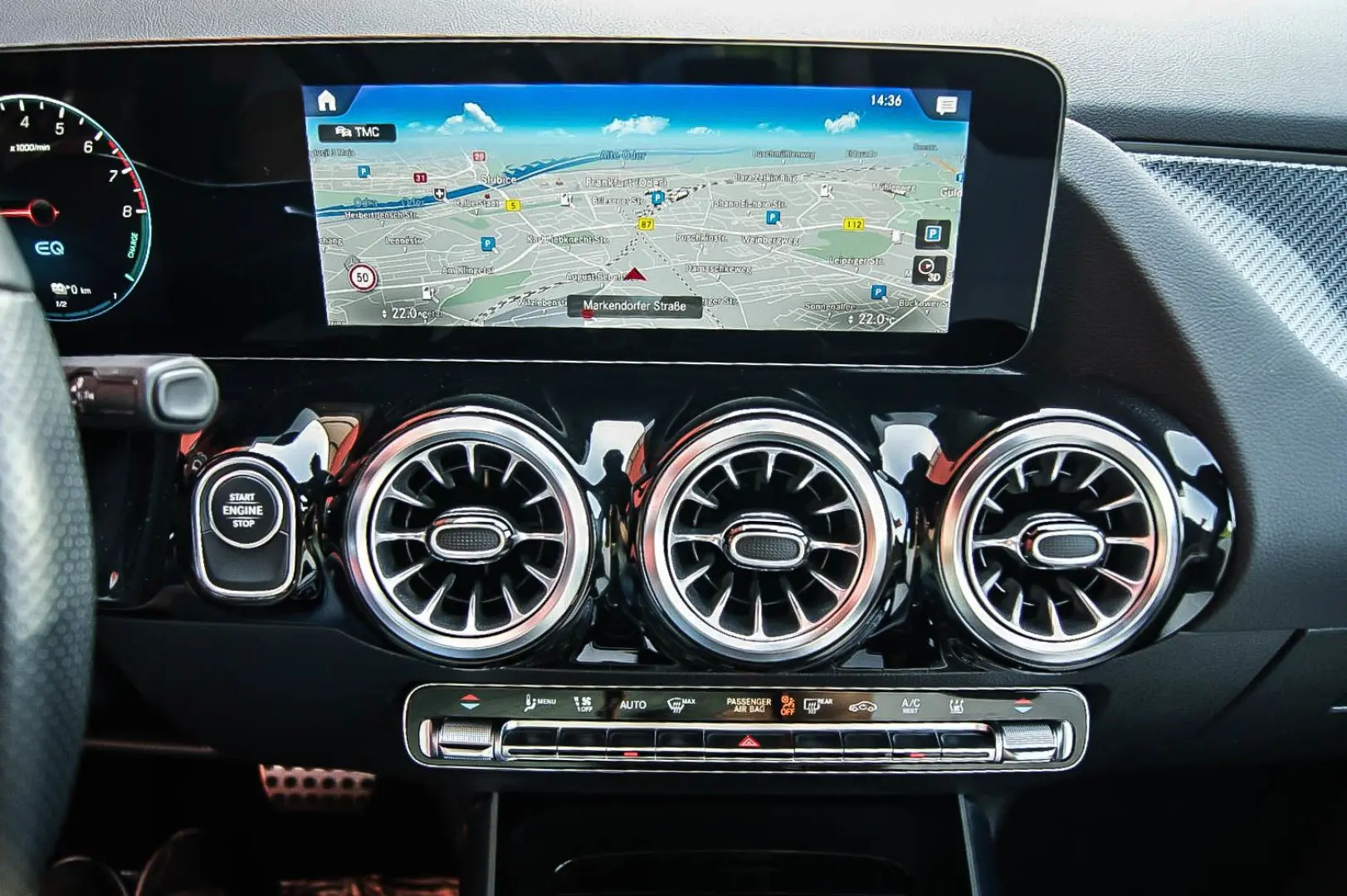 GLA 250 e AMG MBUX PANORAMA LEDER ANHZV