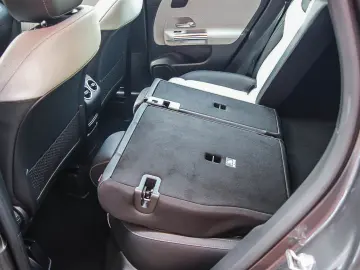 GLA 250 e AMG MBUX PANORAMA LEDER ANHZV