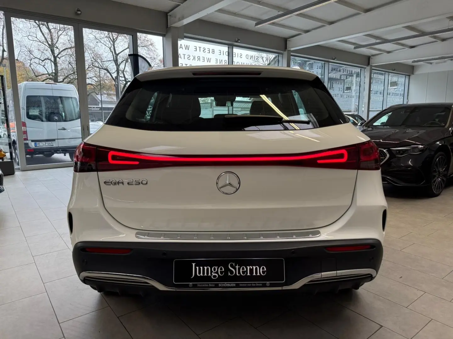 EQA 250 AMG KAMERA LED TOTW CARPLAY EASYPK DAB