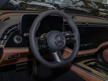 E 220 d AMG-Sport Super Pano Night Distr 20'