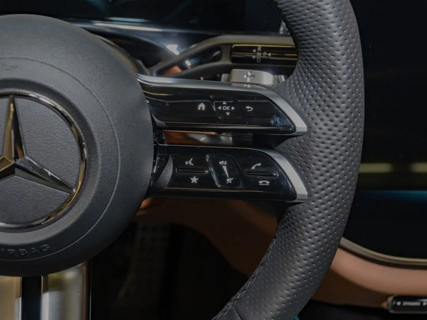 E 220 d AMG-Sport Super Pano Night Distr 20'