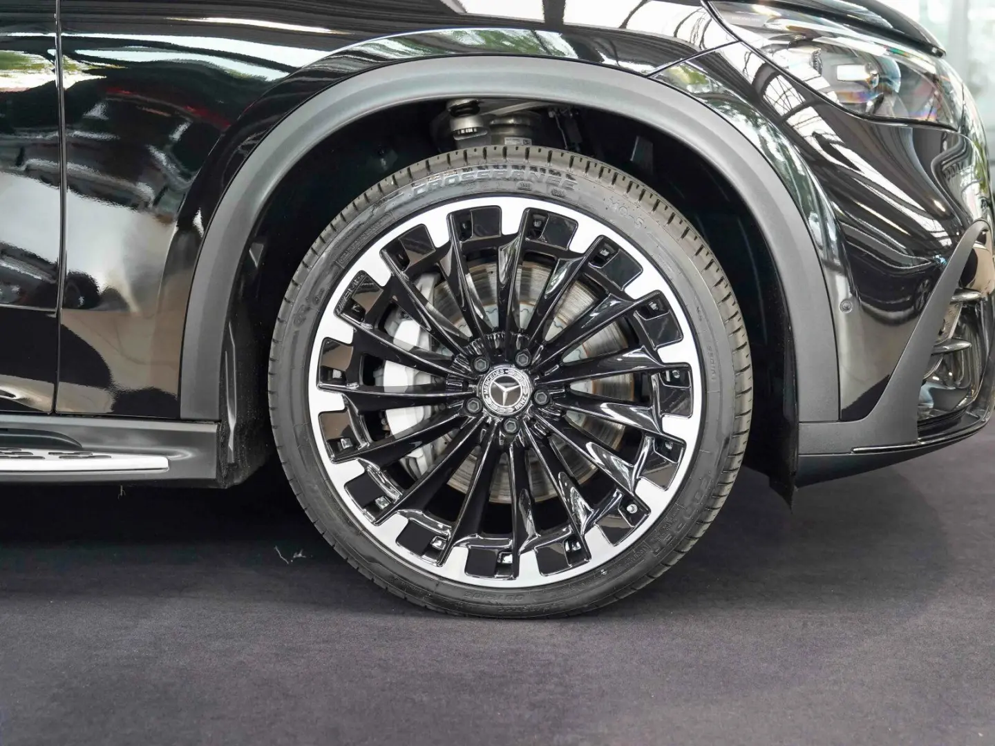 EQE SUV 350 4M AMG Line Premium  AIRMATIC AHK TV