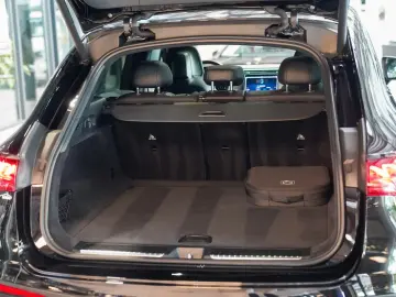 EQE SUV 350 4M AMG Line Premium  AIRMATIC AHK TV