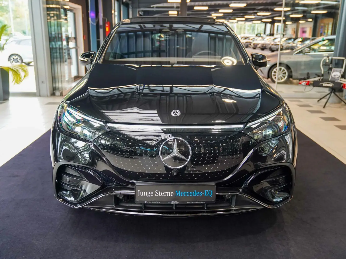 EQE SUV 350 4M AMG Line Premium  AIRMATIC AHK TV