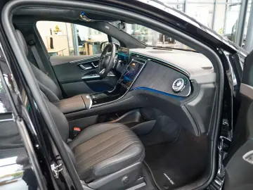 EQE SUV 350 4M AMG Line Premium  AIRMATIC AHK TV