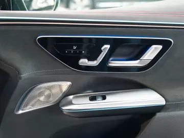 EQE SUV 350 4M AMG Line Premium  AIRMATIC AHK TV