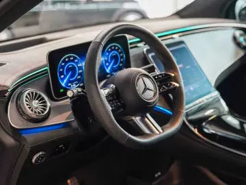 EQE SUV 350 4M AMG Line Premium  AIRMATIC AHK TV