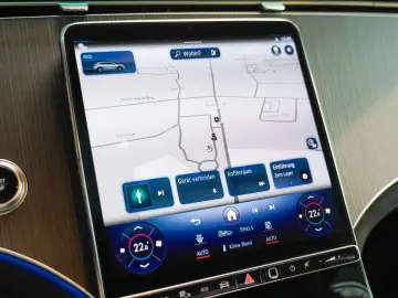 EQE SUV 350 4M AMG Line Premium  AIRMATIC AHK TV