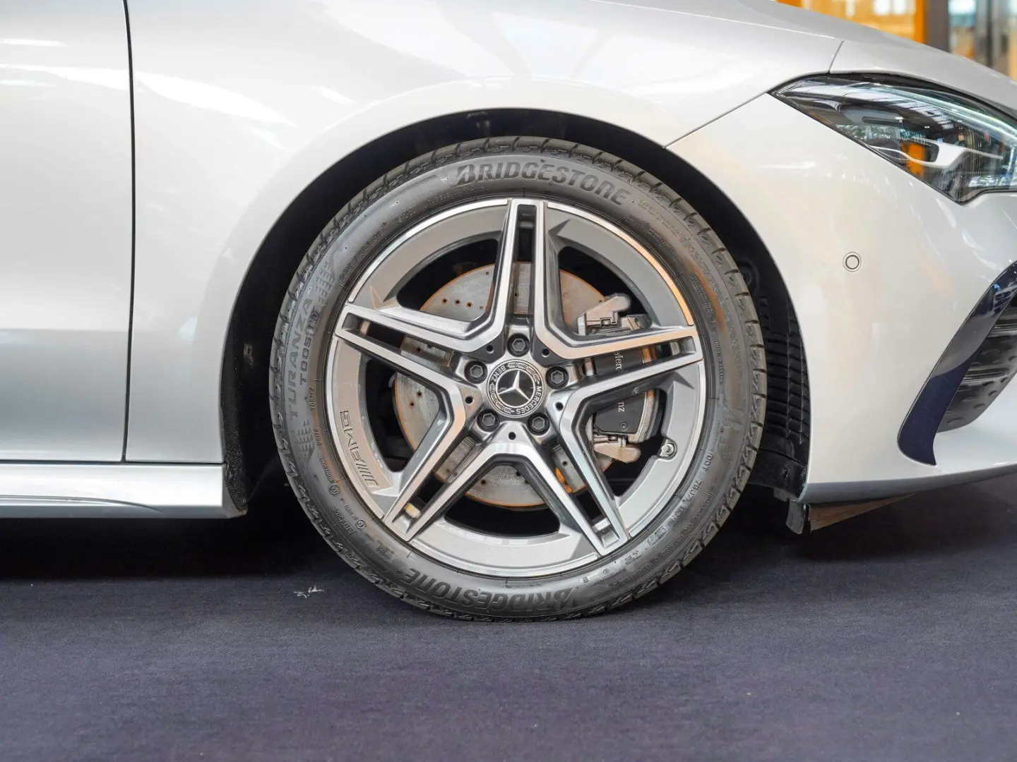 CLA 220 4M AMG Line KEYLESS Kamera Feuerlöscher