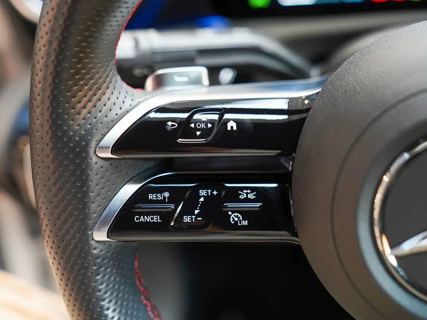 CLA 220 4M AMG Line KEYLESS Kamera Feuerlöscher