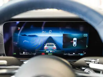 AMG GT 63 S E PERFORMANCE kupfer magno yachtblau