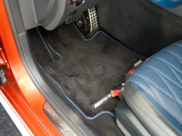 AMG GT 63 S E PERFORMANCE kupfer magno yachtblau