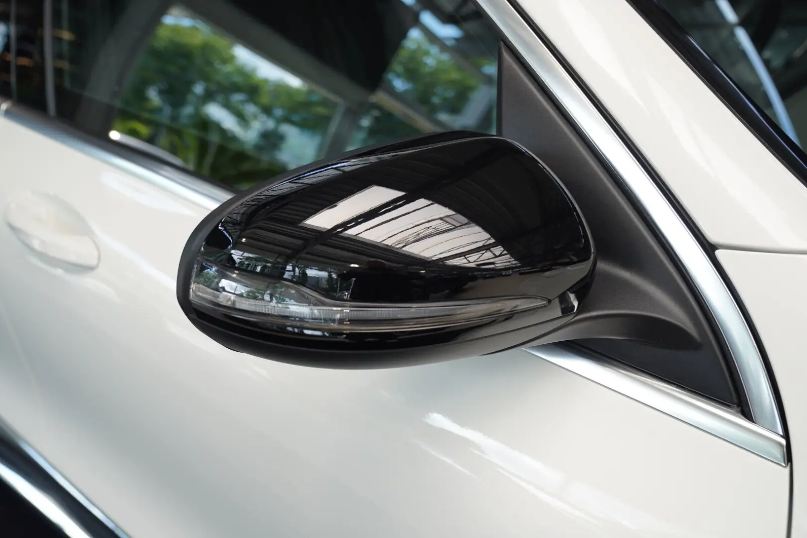 EQC 400 4M Anhängevorrichtung Schiebedach DISTRO