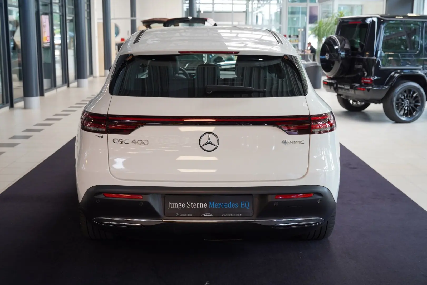 EQC 400 4M Anhängevorrichtung Schiebedach DISTRO