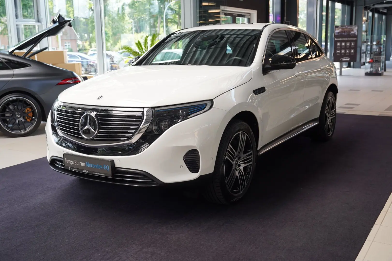 EQC 400 4M Anhängevorrichtung Schiebedach DISTRO