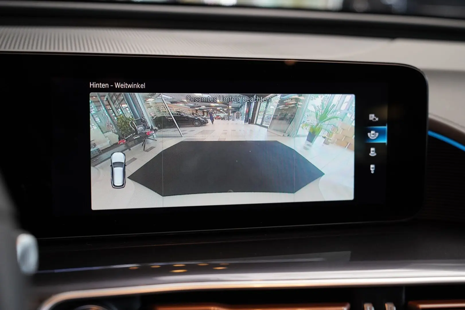 EQC 400 4M Anhängevorrichtung Schiebedach DISTRO