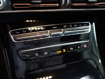 EQC 400 4M Anhängevorrichtung Schiebedach DISTRO