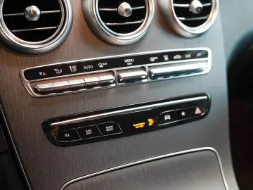 GLC 300 de 4M Coupé AMG Line Night MULTIBEAM AHK