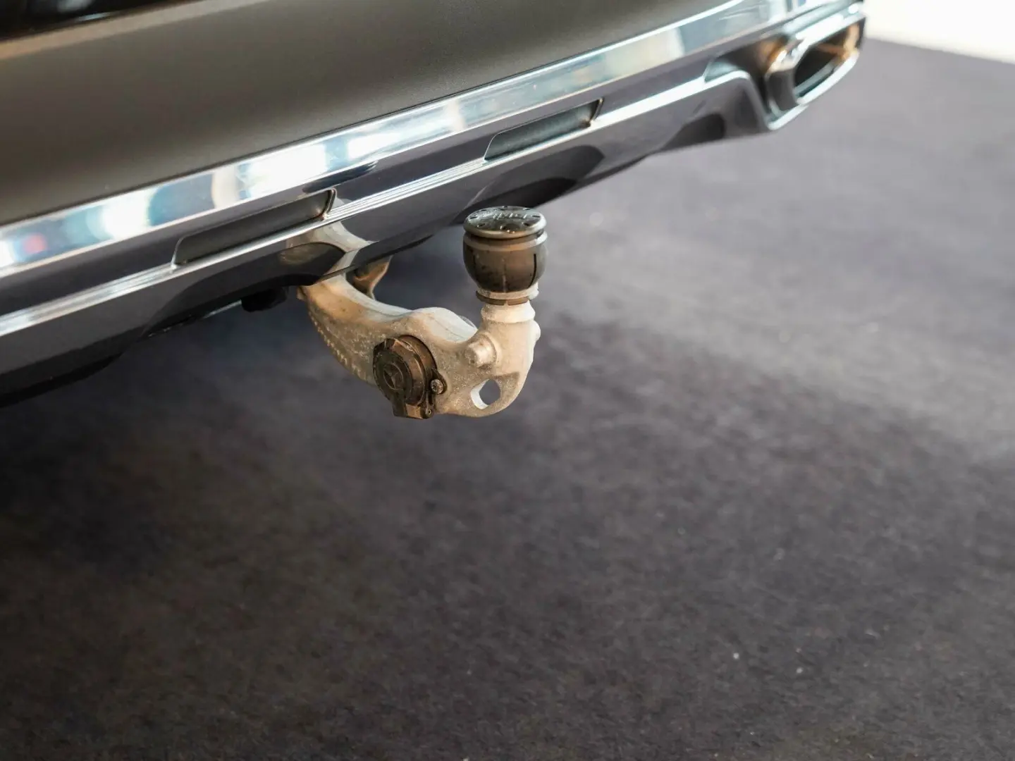 GLC 300 e 4M AVANTGARDE sienabraun Pano DISTRONI