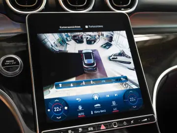 GLC 300 e 4M AVANTGARDE sienabraun Pano DISTRONI