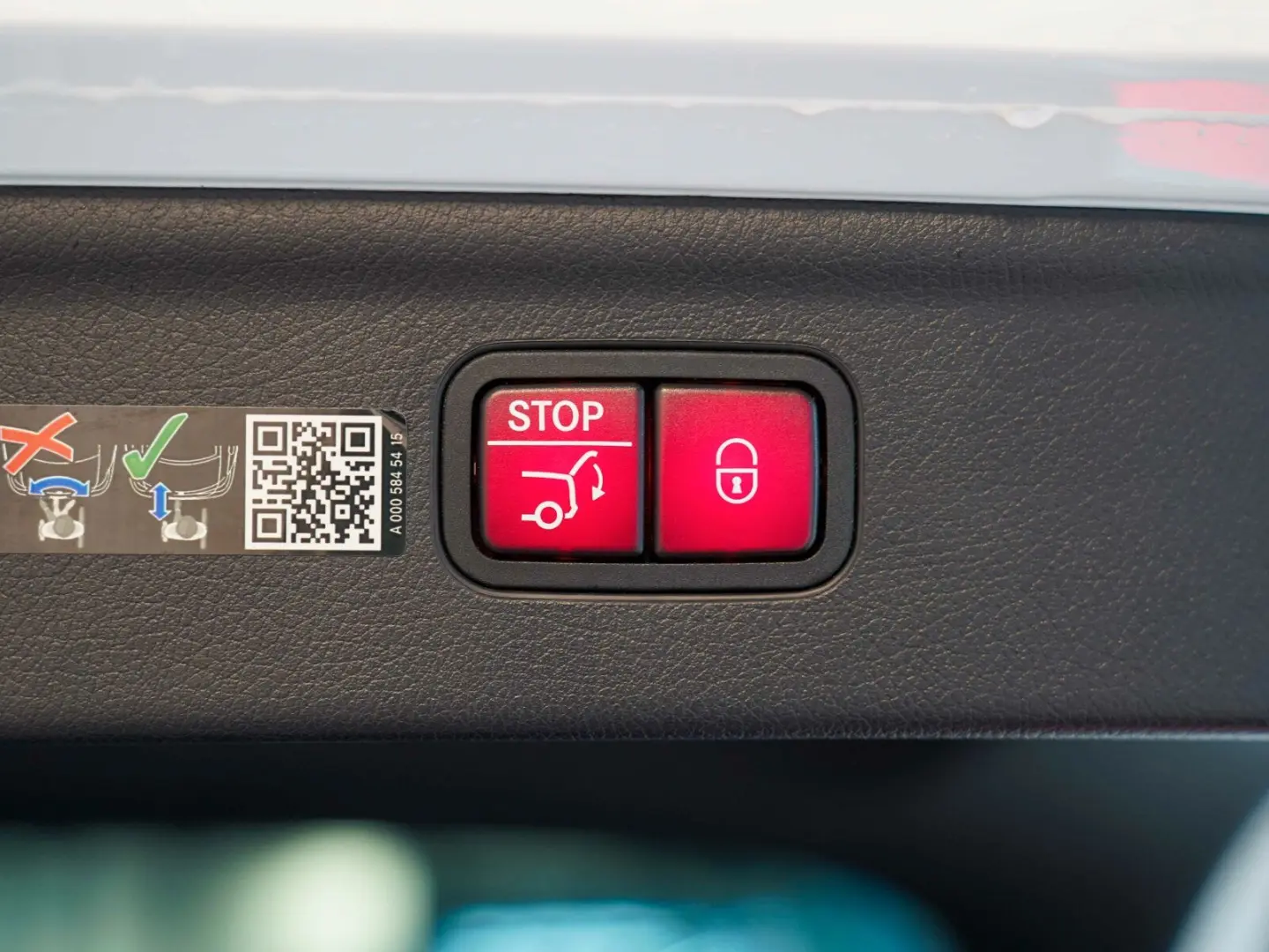 EQE SUV 350 4M AMG Line Night 22  AIRMATIC Pano