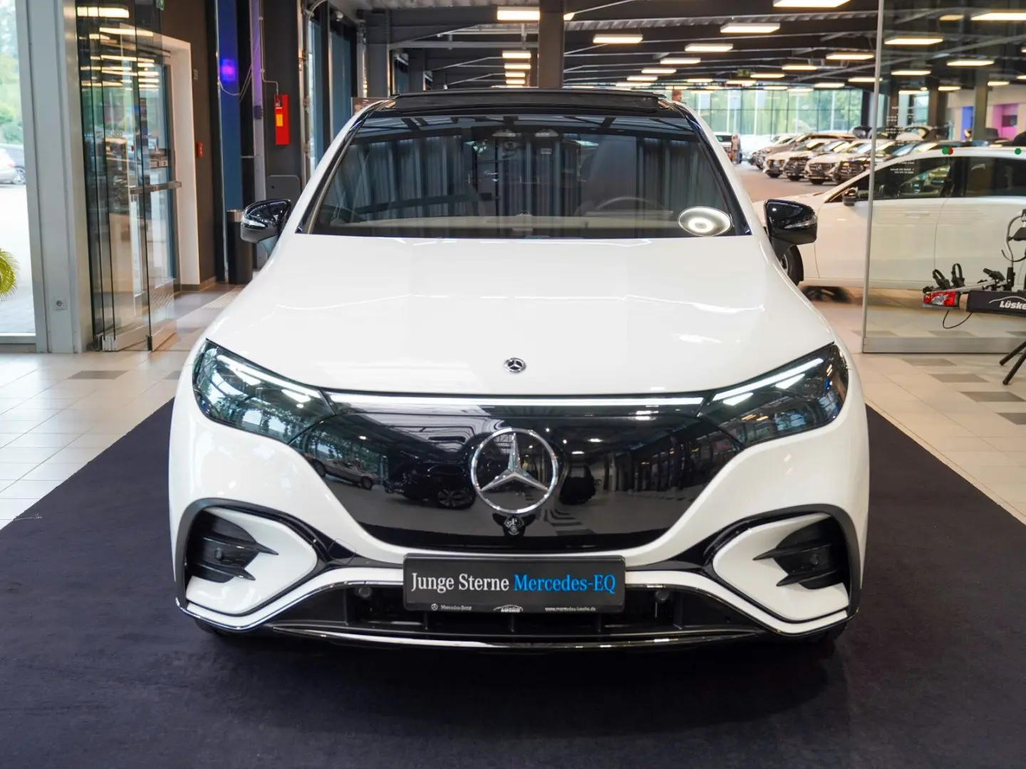 EQE SUV 350 4M AMG Line Night 22  AIRMATIC Pano