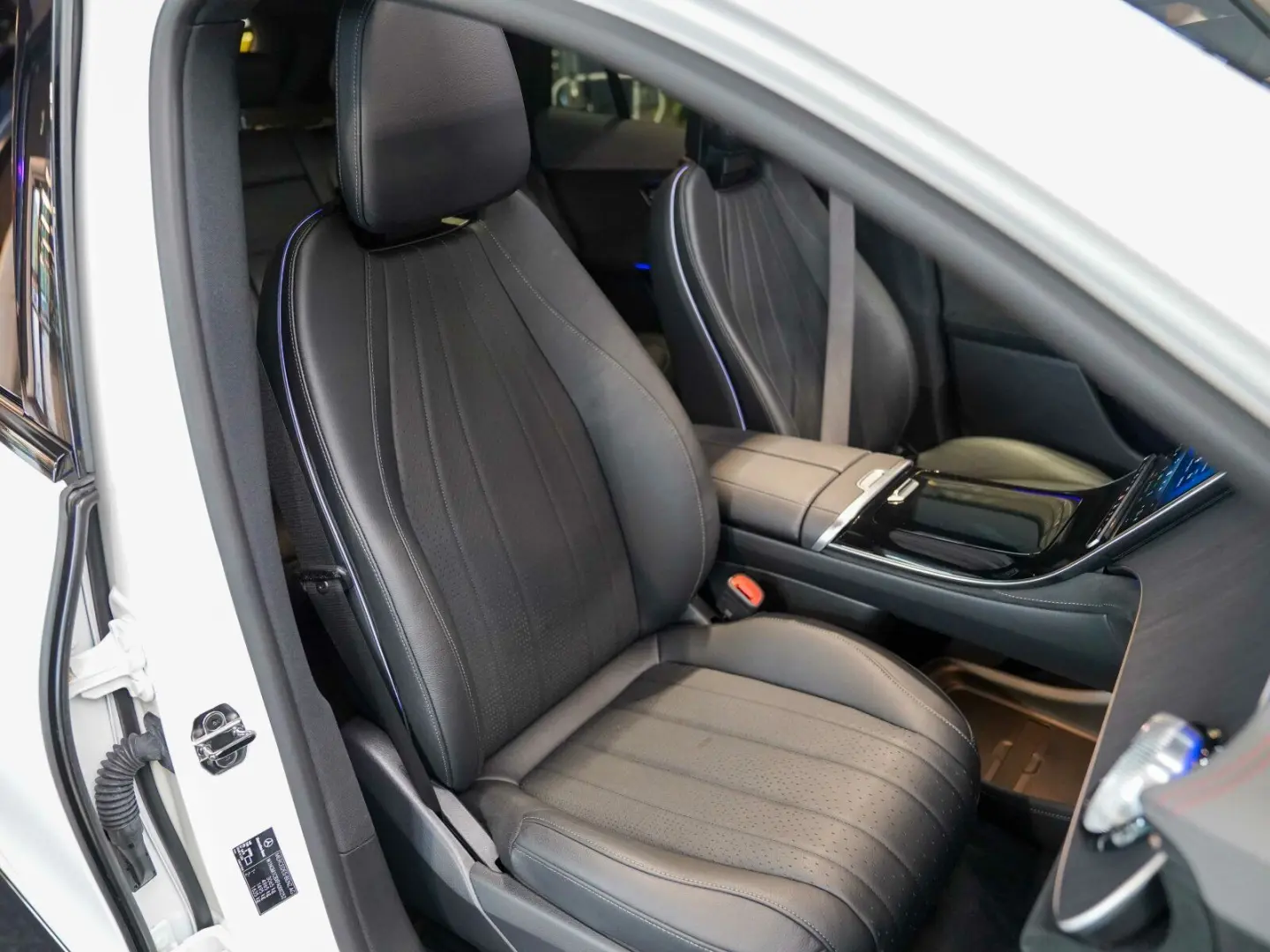 EQE SUV 350 4M AMG Line Night 22  AIRMATIC Pano