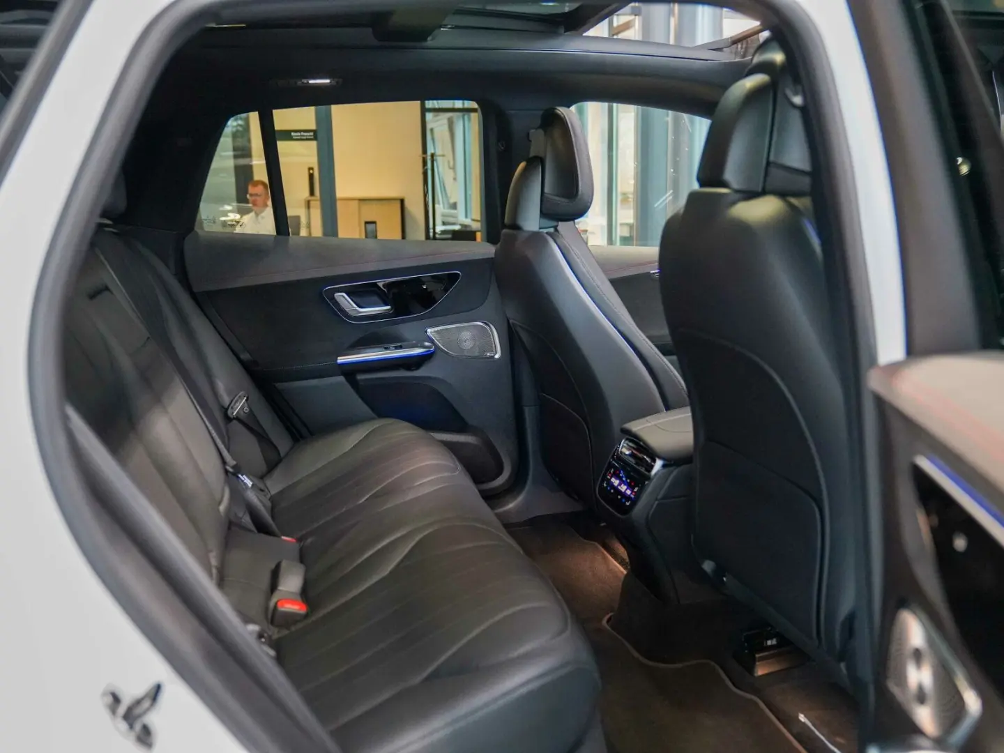 EQE SUV 350 4M AMG Line Night 22  AIRMATIC Pano