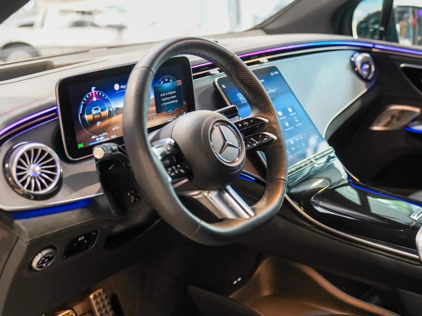 EQE SUV 350 4M AMG Line Night 22  AIRMATIC Pano