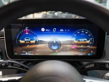 EQE SUV 350 4M AMG Line Night 22  AIRMATIC Pano