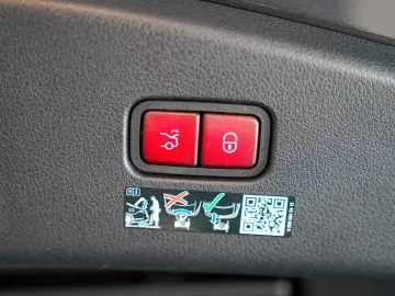 CLE 220 d Coupé AMG Line Night Pano Head-up 360