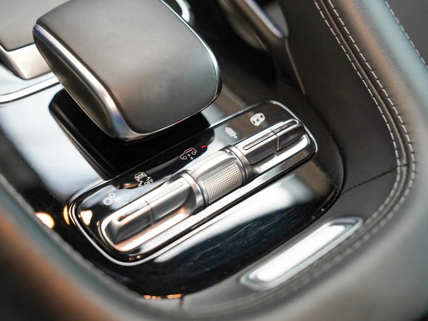 GLE 53 4M  Coupé Night Carbon Performance Abgas