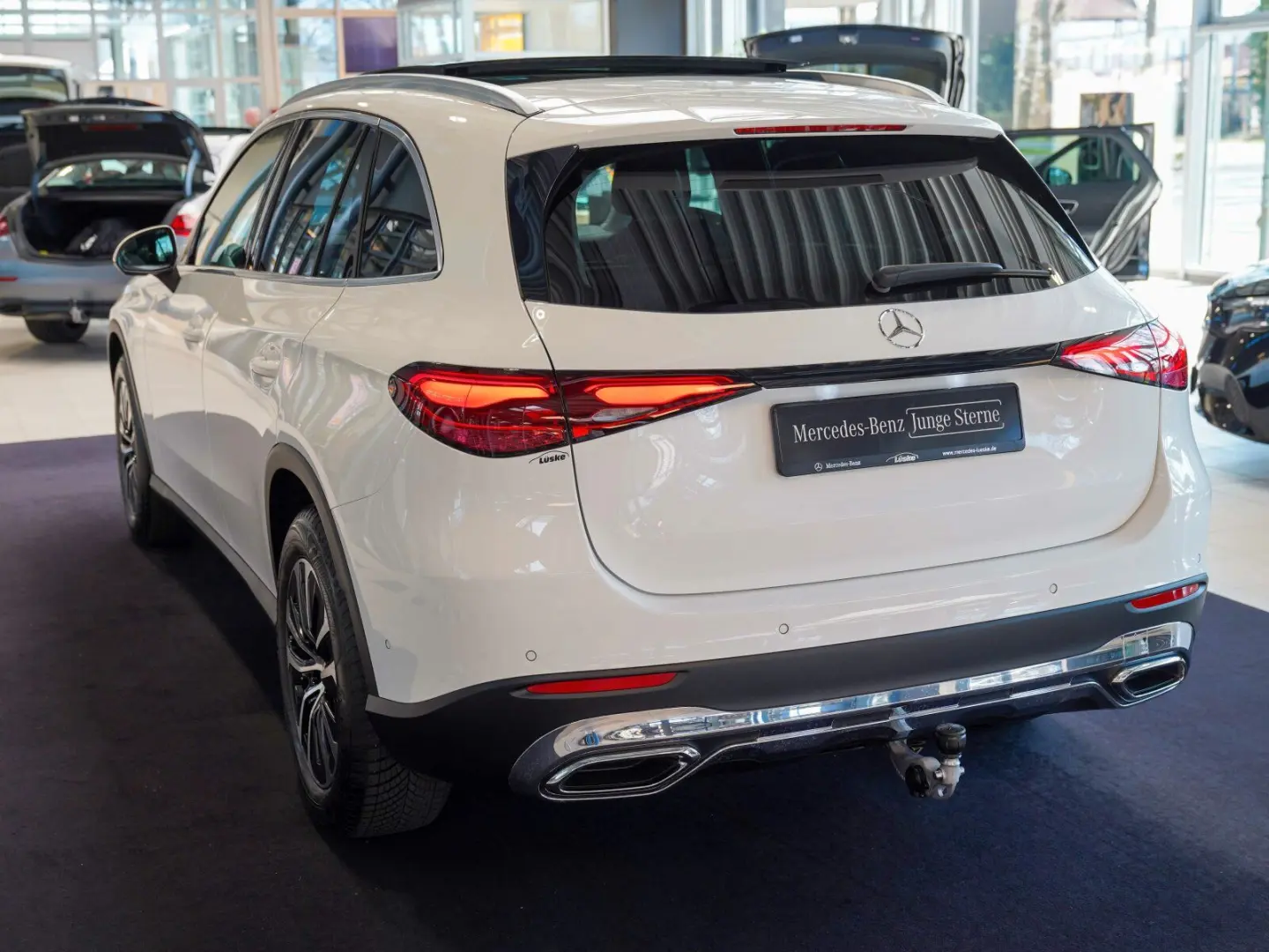 GLC 220 d 4M AVANTGARDE Pano DISTRONIC AHK Memo