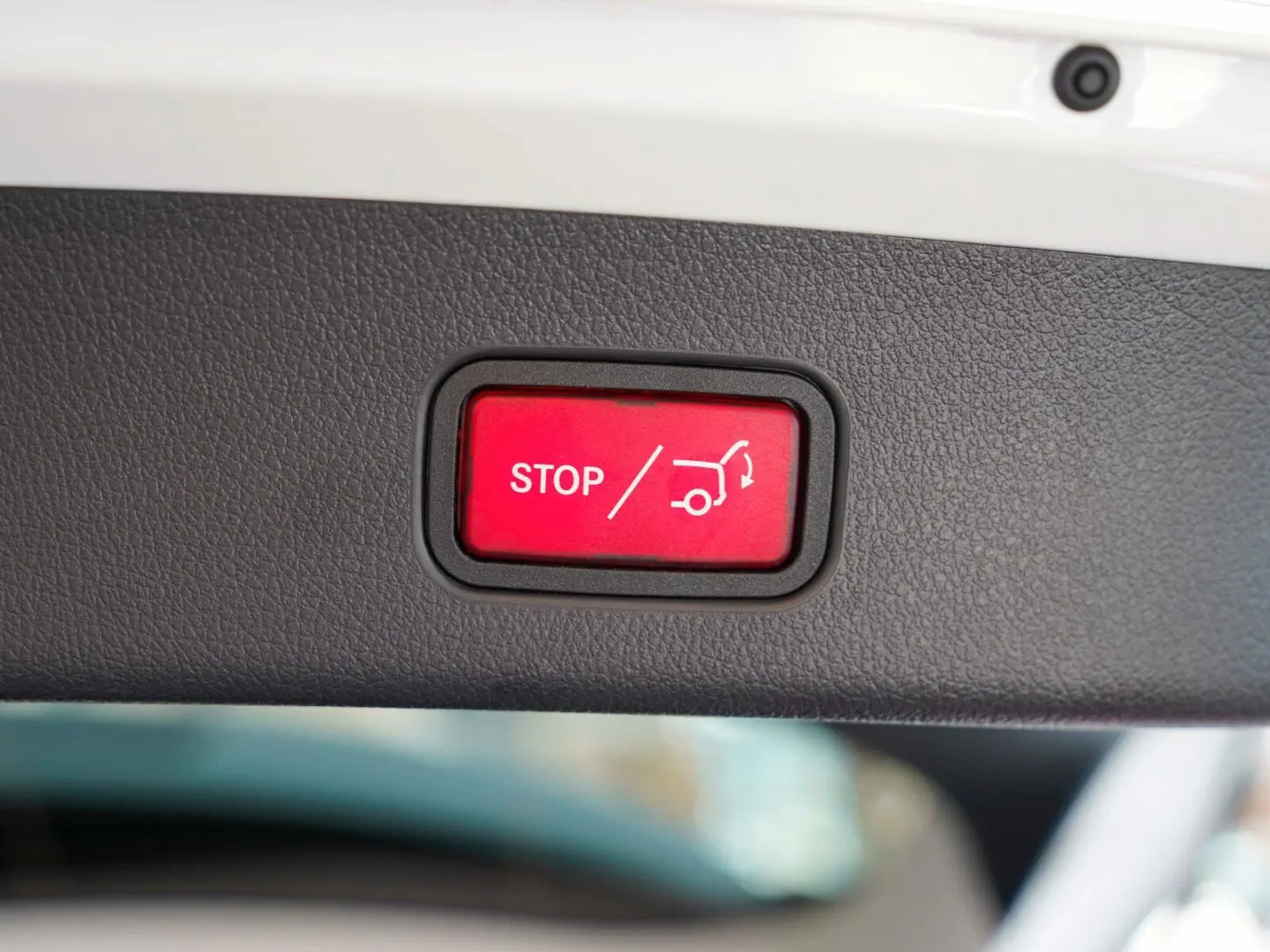 GLC 220 d 4M AVANTGARDE Pano DISTRONIC AHK Memo