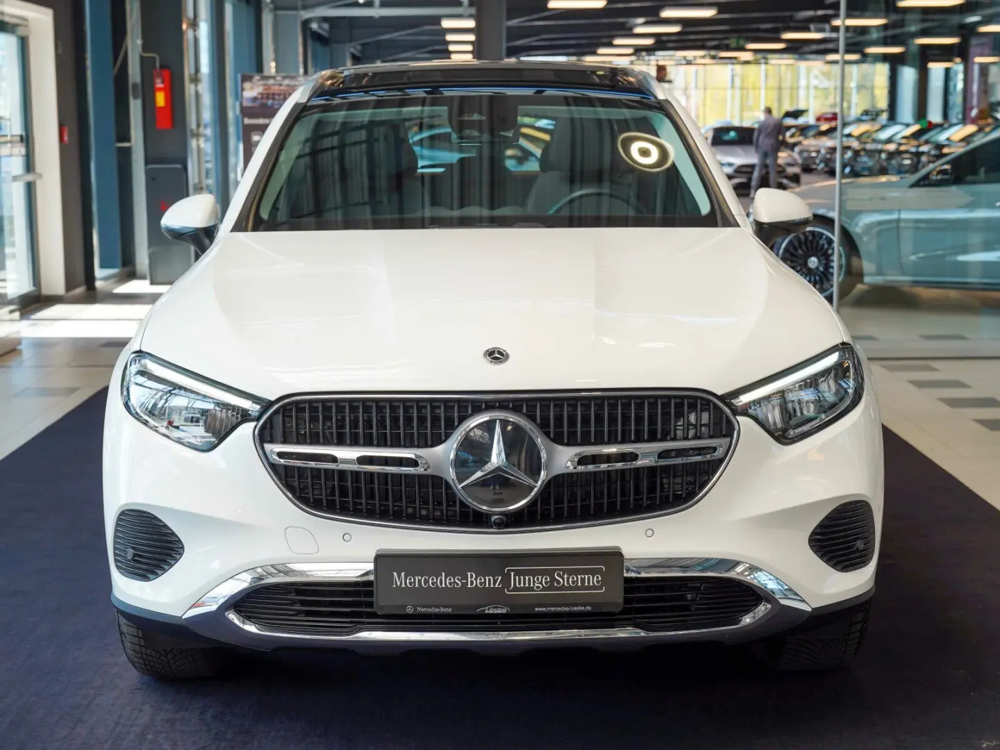 GLC 220 d 4M AVANTGARDE Pano DISTRONIC AHK Memo
