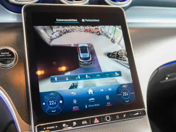 GLC 300 de 4M AMG Line Fahrassistenz AHK KEYLESS