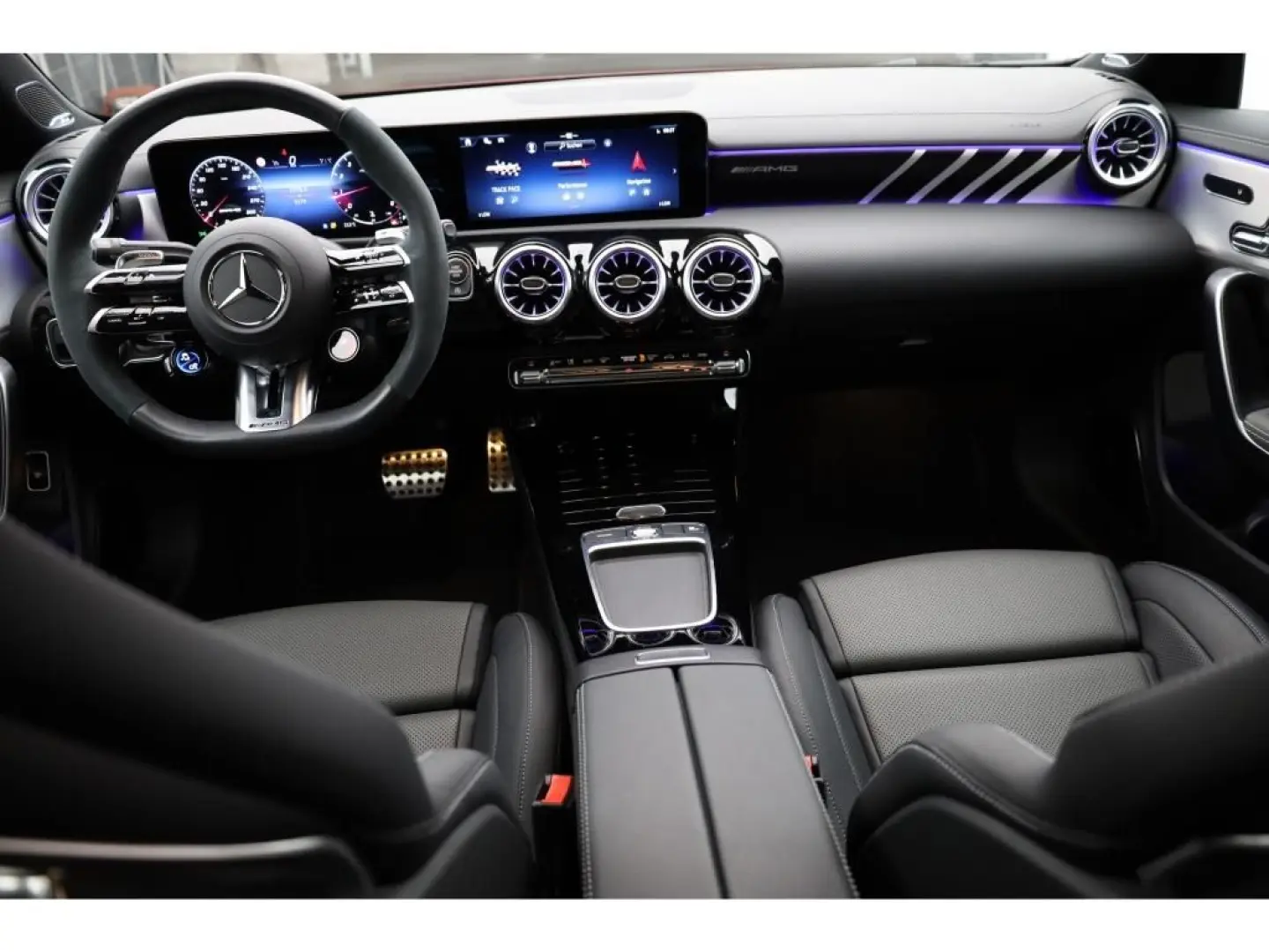 CLA 45 S 4M  AMG Night RIDE Burm AHK Perfo-Sitz