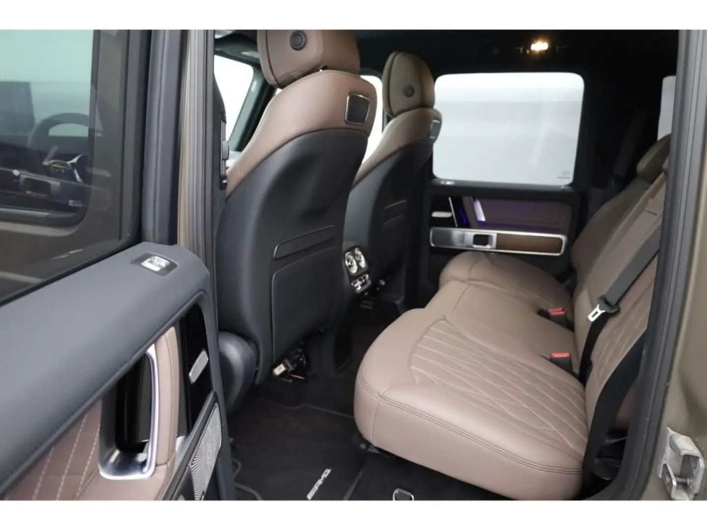 Mercedes-Benz G 63 AMG Superior Manufaktur magno