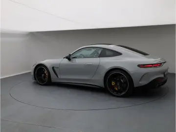 AMG GT 63 4M  Perfsitz CarbonLenkrad Distro HuD