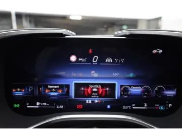 AMG GT 63 4M  Perfsitz CarbonLenkrad Distro HuD